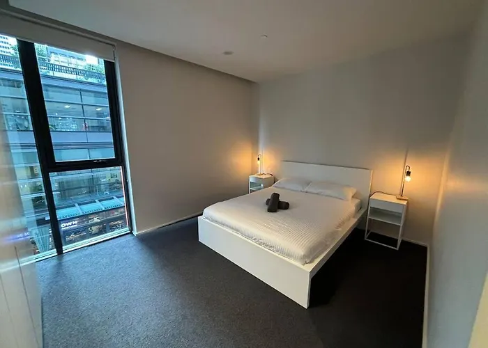 Accessible 2 Bedroom Apartment City Centre